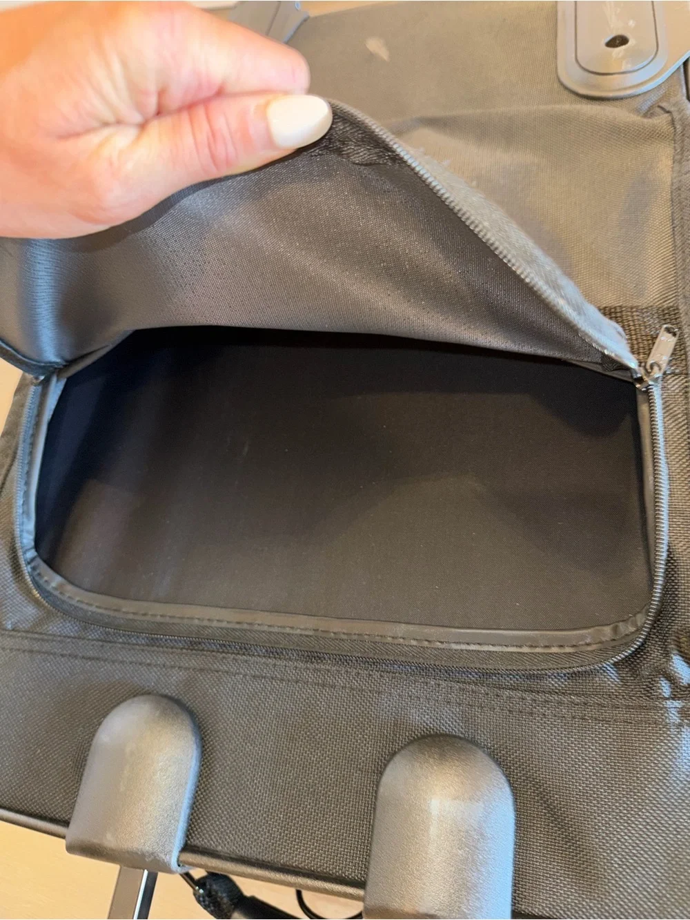 American Tourister 24